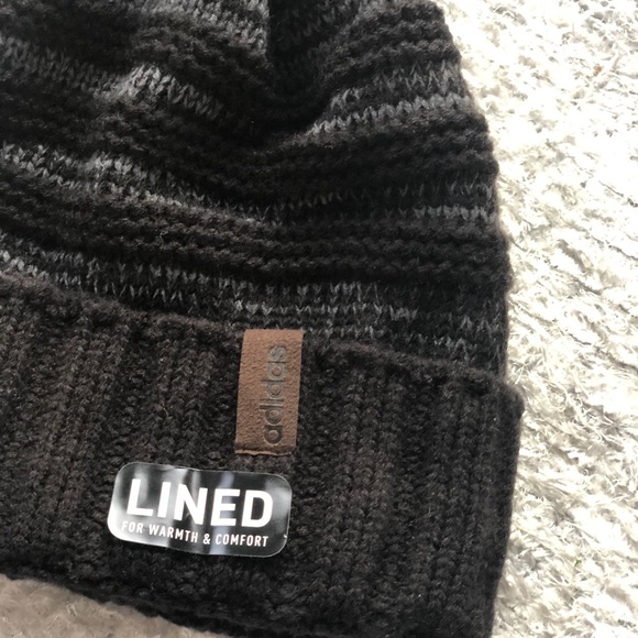 New with tag ADIDAS MENS RECON BALLIE HAT W/Pompom - Picture 4 of 5